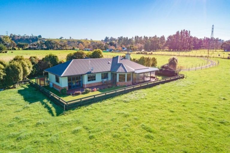 Photo of property in 104 Pohangina Road, Ashhurst, Palmerston North, 4470