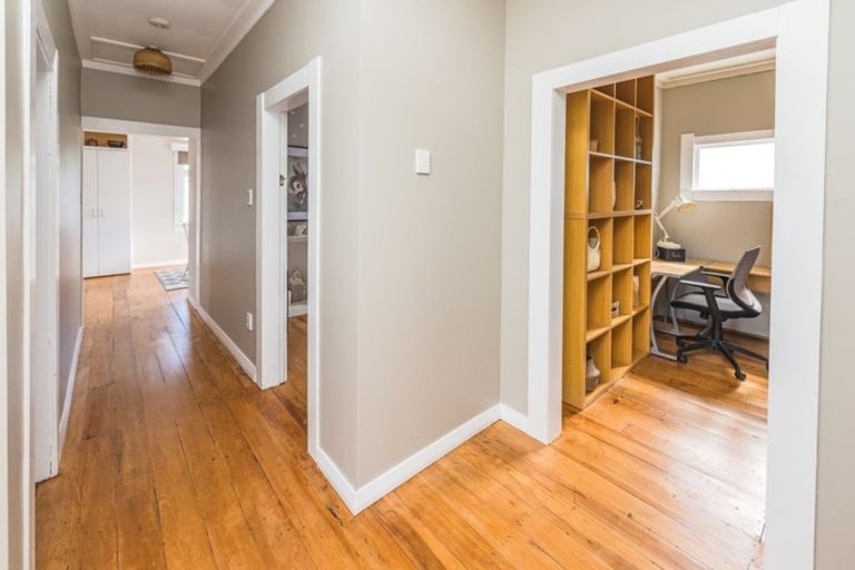 Photo of property in 48 Kawatiri Avenue, Gonville, Whanganui, 4501