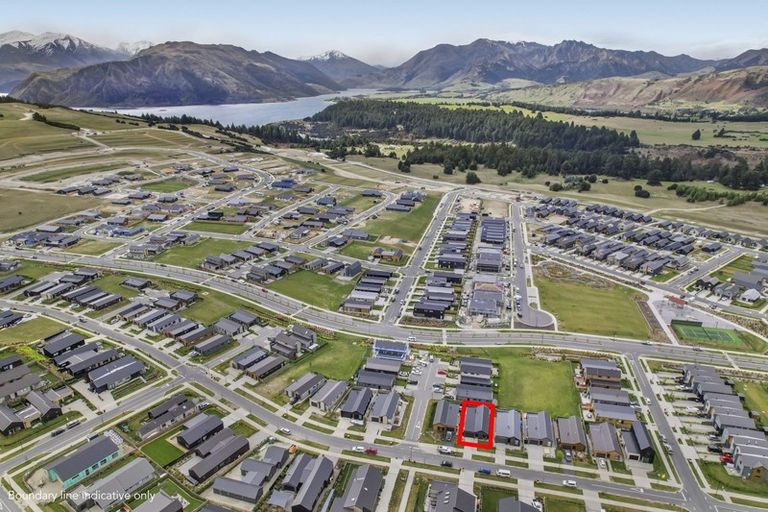 Photo of property in 20 Obelisk Street, Wanaka, 9305