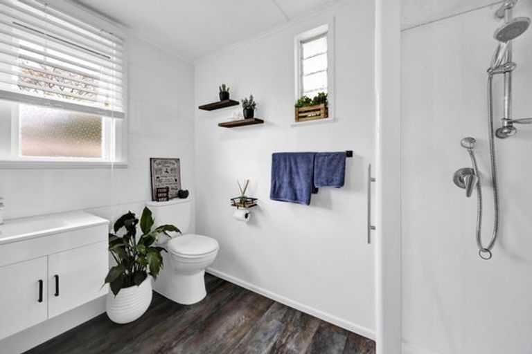 Photo of property in 41 Mahoe Street, Inglewood, 4330