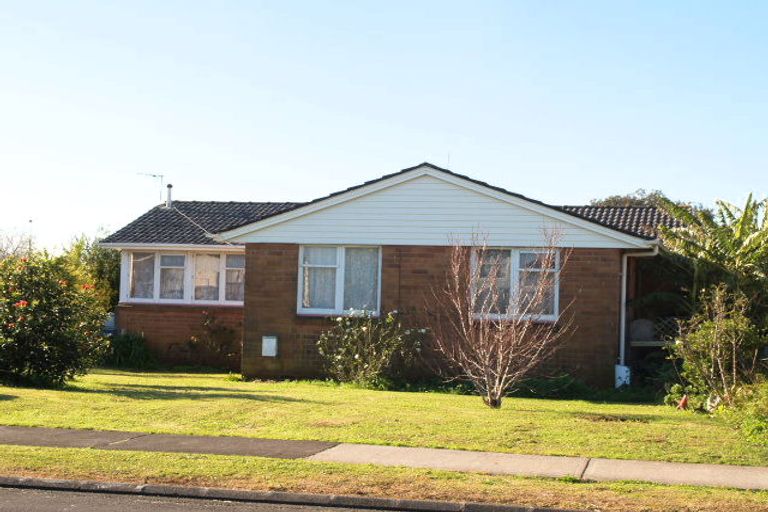 Photo of property in 23 Lyncroft Street, Mangere East, Auckland, 2024