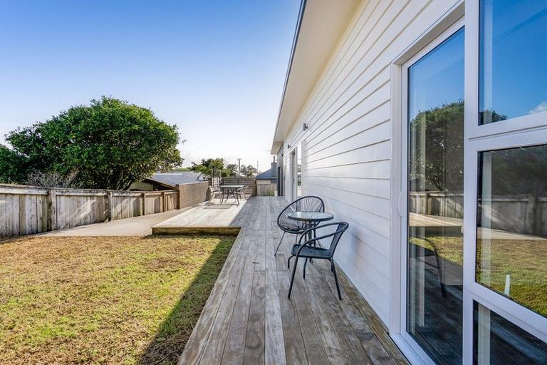 Photo of property in 79a Pohutukawa Place, Bell Block, New Plymouth, 4312