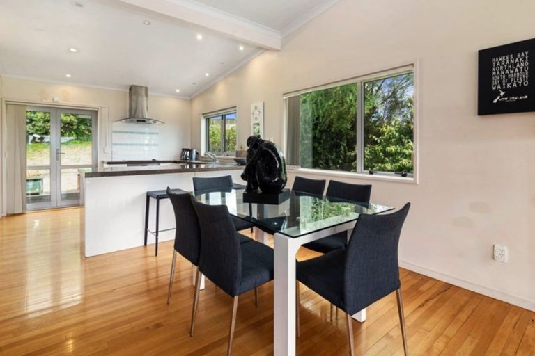 Photo of property in 18 Exeter Place, Tihiotonga, Rotorua, 3015