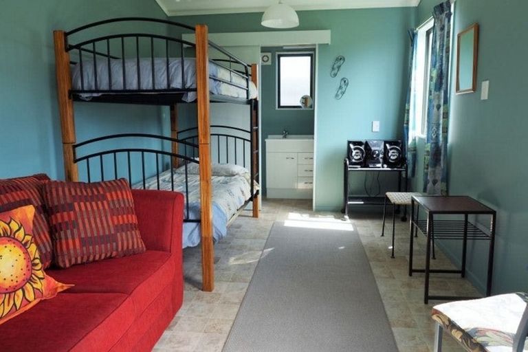 Photo of property in 66 Park Avenue, Waitarere Beach, Levin, 5510