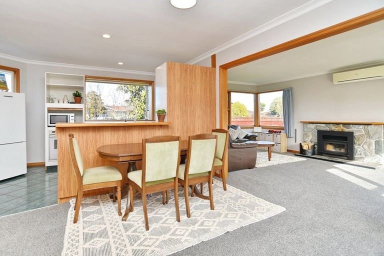 Photo of property in 6 Fairmont Place, Hornby, Christchurch, 8042