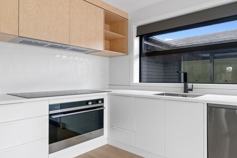 Photo of property in 1/67 Saint Andrews Terrace, Saint Andrews, Hamilton, 3200