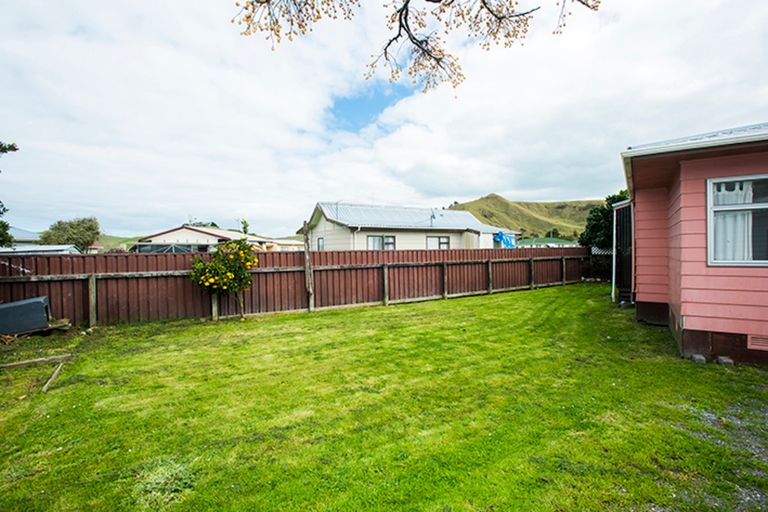 Photo of property in 53 Murdoch Road, Tamarau, Gisborne, 4010