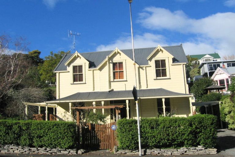 Photo of property in 31 Coote Road, Bluff Hill, Napier, 4110