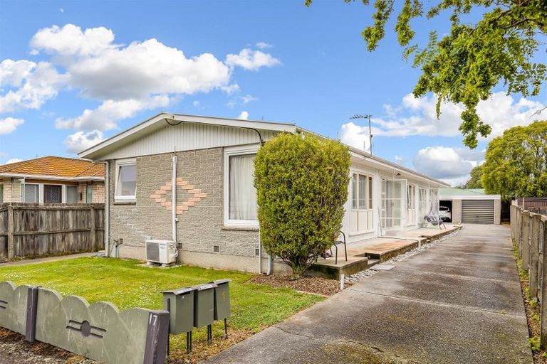 Photo of property in 2/17 Torrens Road, Hillmorton, Christchurch, 8024