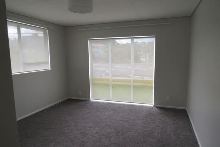 Photo of property in 1/390 Saint Aubyn, Moturoa, New Plymouth, 4310