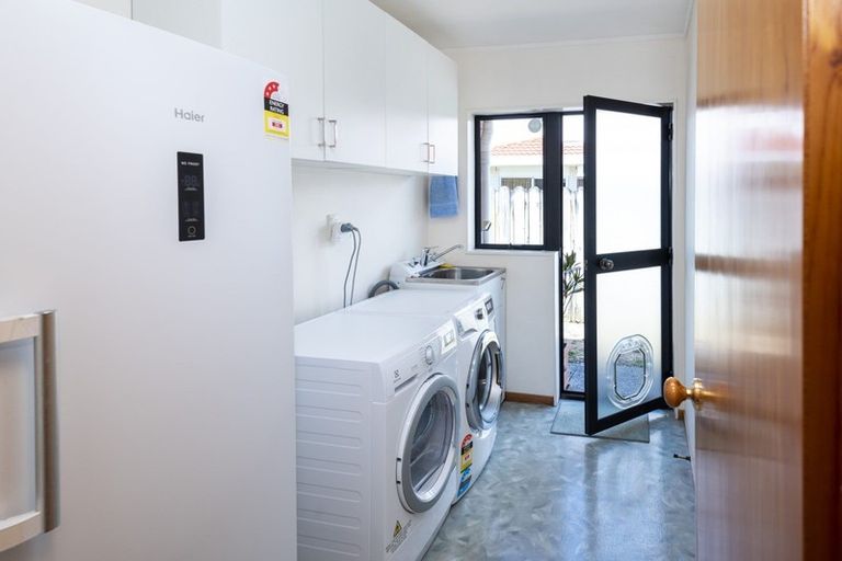 Photo of property in 10 Travers Place, Northpark, Auckland, 2013