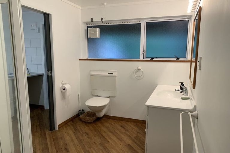 Photo of property in 2 Martin Street, Waikanae, 5036