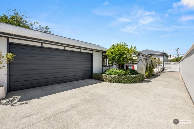 Photo of property in 19 Nelson Street, Petone, Lower Hutt, 5012
