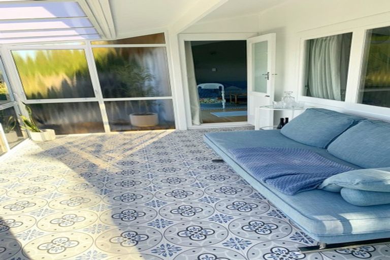 Photo of property in 1/23a Gladstone Road, Northcote, Auckland, 0627