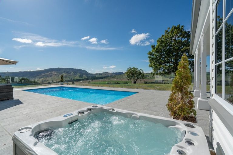 Photo of property in 36 Kaiapo Road, Acacia Bay, Taupo, 3385