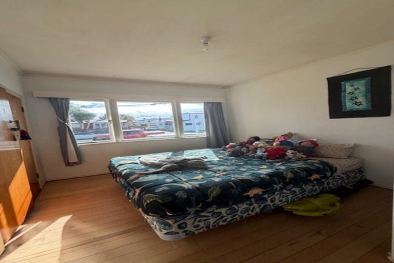 Photo of property in 47 Mckean Avenue, Manurewa, Auckland, 2102