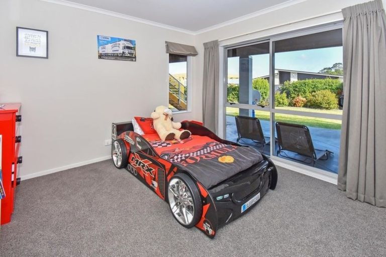 Photo of property in 7 Goble Road, Clarks Beach, Pukekohe, 2679