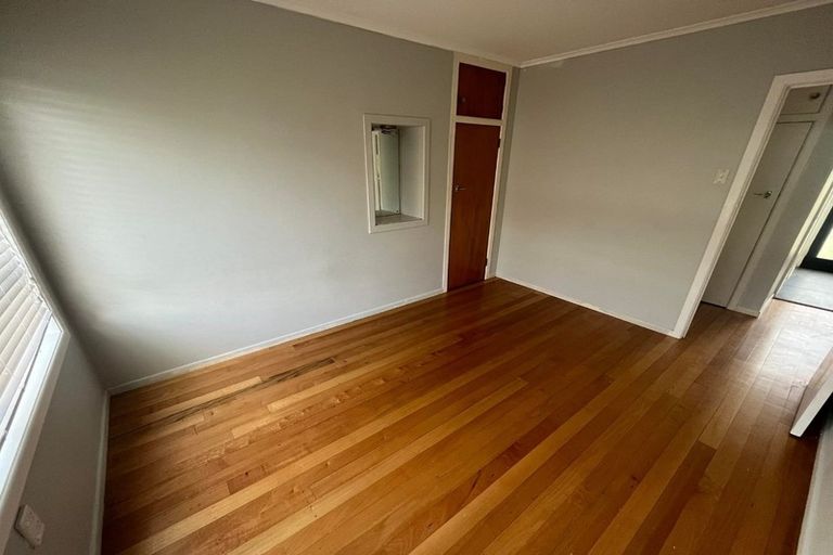 Photo of property in 1/658 Beach Road, Browns Bay, Auckland, 0630