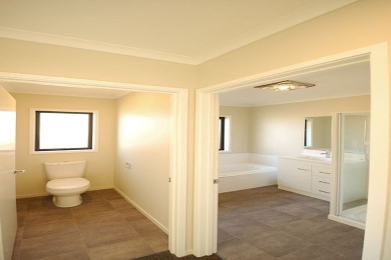 Photo of property in 23 Flint Road, Rolleston, 7614