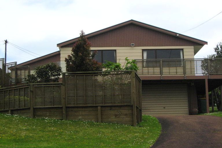 Photo of property in 54 Everard Avenue, Army Bay, Whangaparaoa, 0930