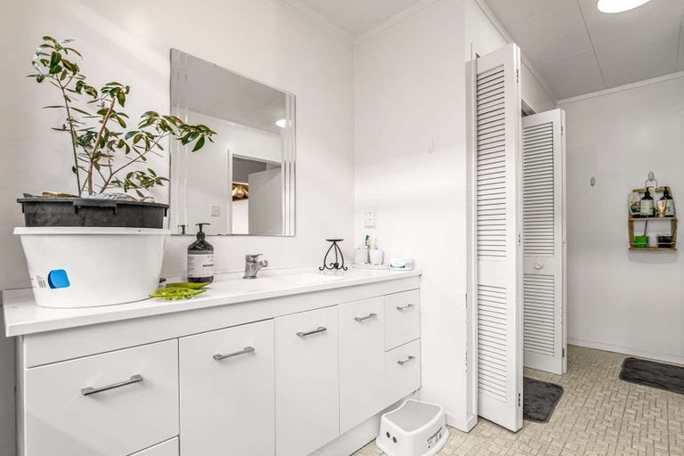 Photo of property in 4/1312 Hinemoa Street, Rotorua, 3010