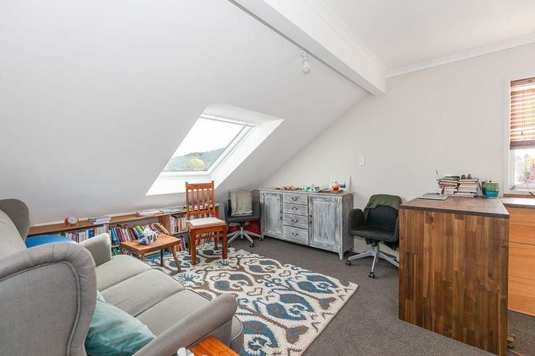 Photo of property in 2 Toiora Place, Takaka, 7110