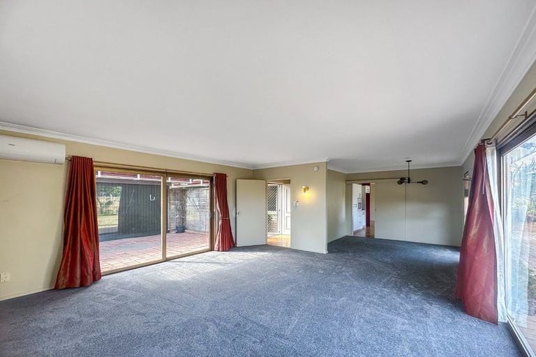Photo of property in 6 Davita Place, Farm Cove, Auckland, 2012