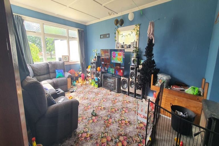 Photo of property in 10 Belt Street, Waimate, 7924