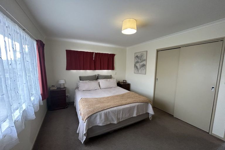 Photo of property in 28 Guppy Road, Greenmeadows, Napier, 4112