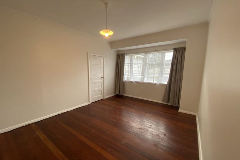 Photo of property in 25 Gadsby Street, Avalon, Lower Hutt, 5011