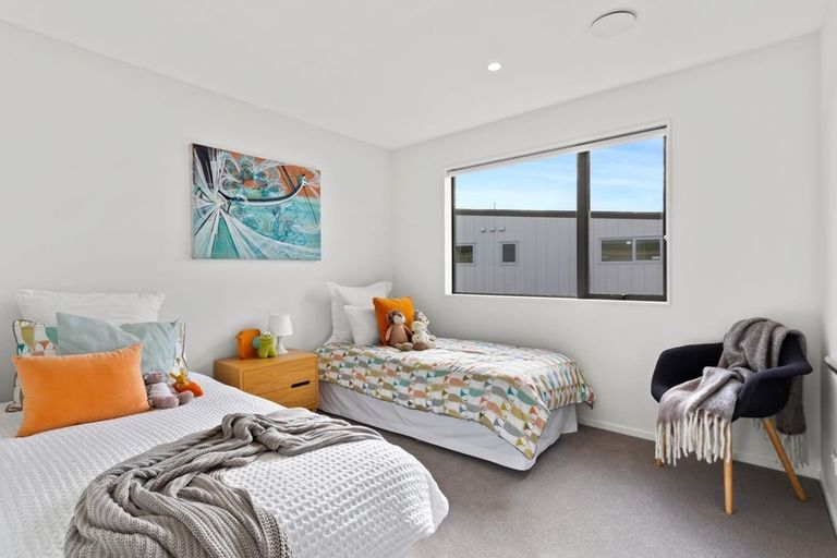 Photo of property in 38 Gosper Road, Takanini, 2112