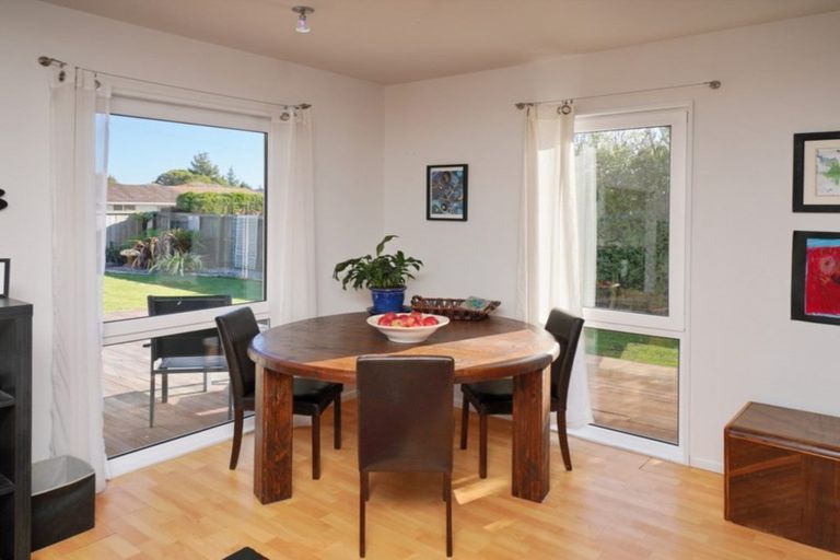 Photo of property in 319 Estuary Road, South New Brighton, Christchurch, 8062