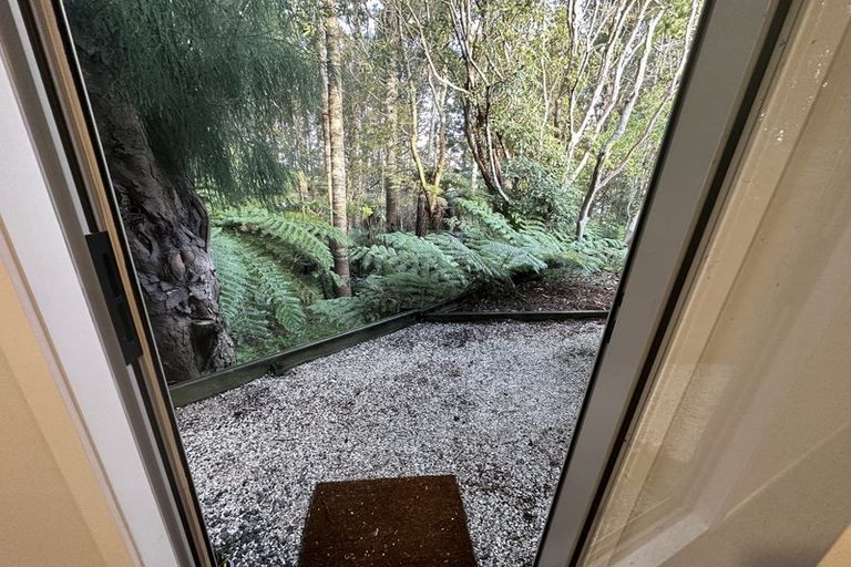 Photo of property in 77e Colwill Road, Massey, Auckland, 0614