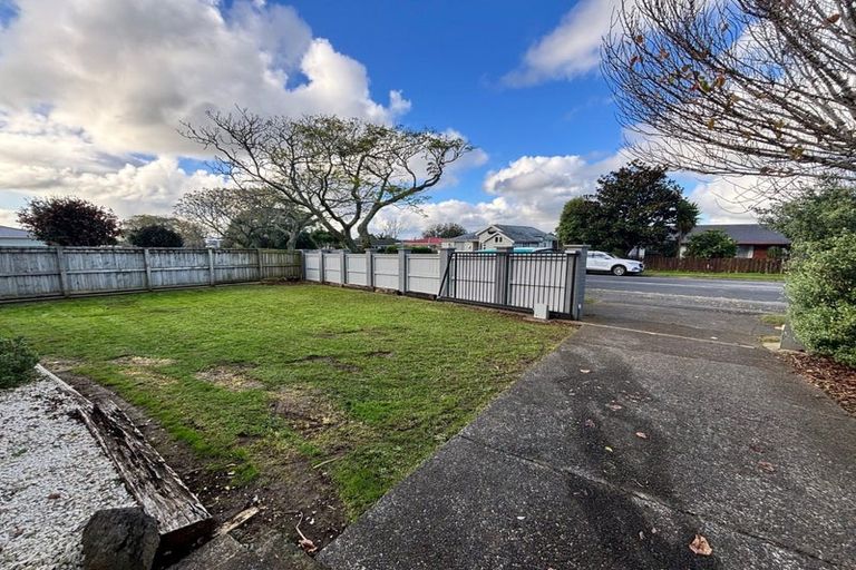 Photo of property in 267 Queen Street, Pukekohe, 2120