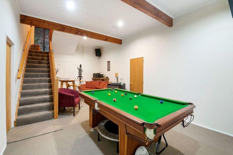 Photo of property in 22 Waima Crescent, Titirangi, Auckland, 0604