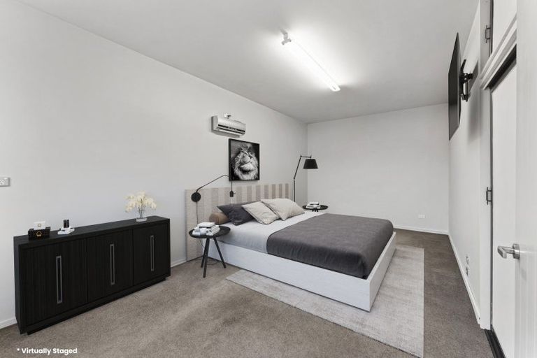 Photo of property in 11 Church Street, Oxford, 7430