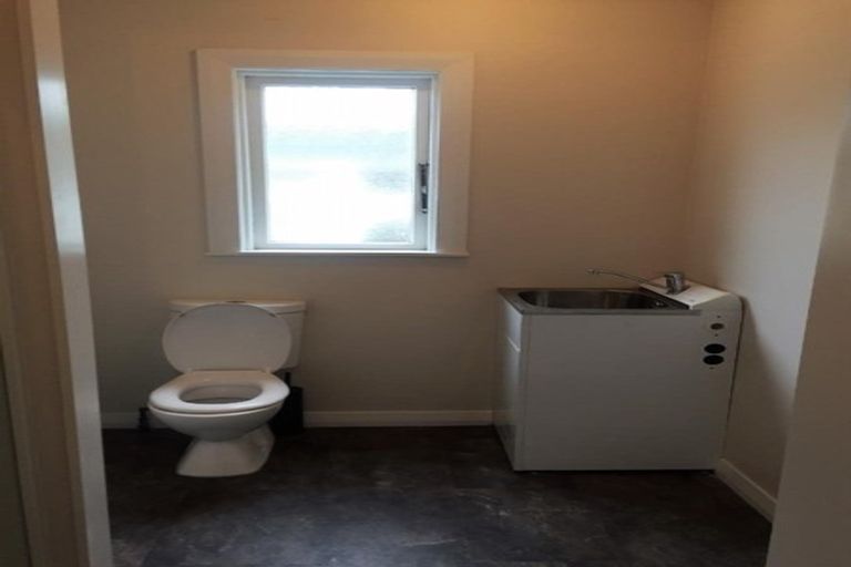 Photo of property in 9 Upper Lewisville Terrace, Thorndon, Wellington, 6011