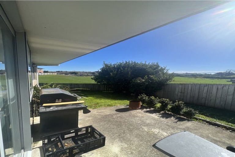 Photo of property in 68 Isabella Drive, Pukekohe, 2120