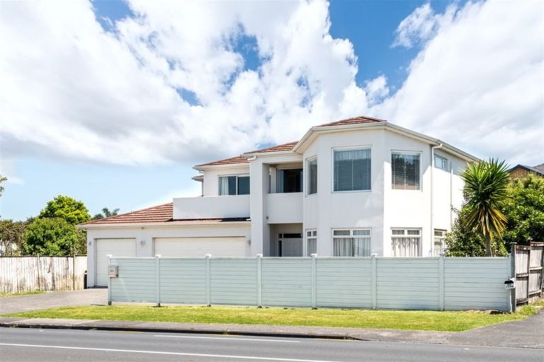 Photo of property in 406a Te Atatu Road, Te Atatu Peninsula, Auckland, 0610