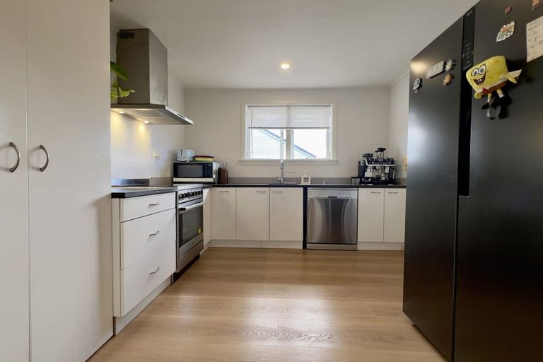 Photo of property in 71 Pomaria Road, Henderson, Auckland, 0610