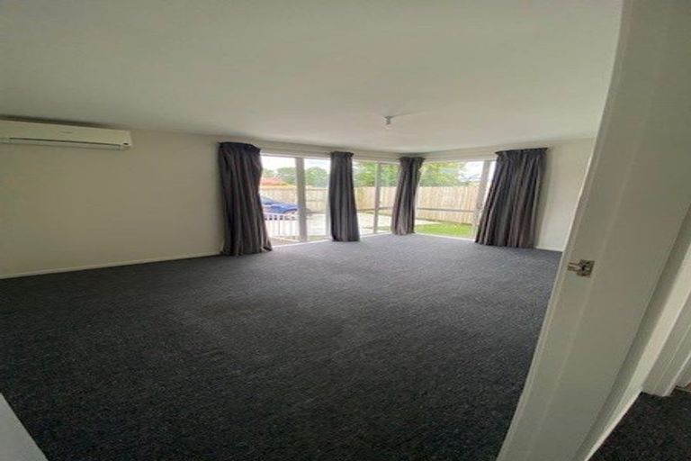 Photo of property in 4/85 Suva Street, Upper Riccarton, Christchurch, 8041