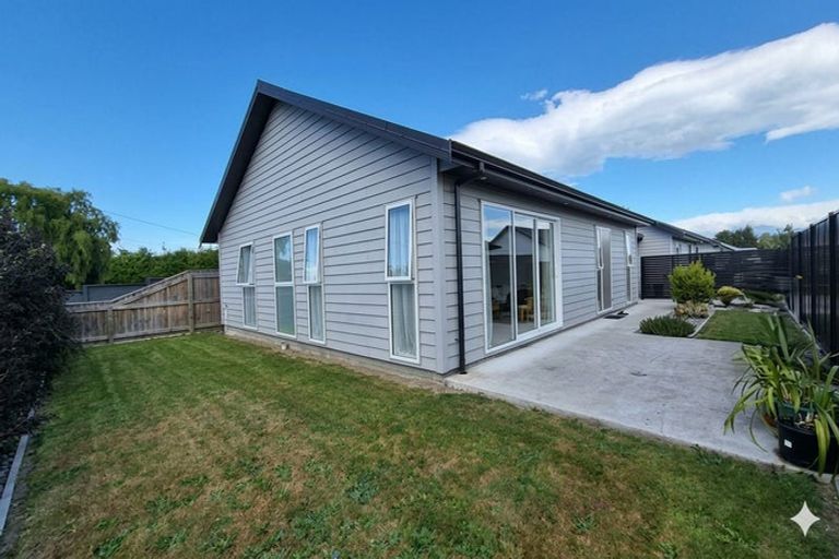 Photo of property in 76 South Road, Solway, Masterton, 5810