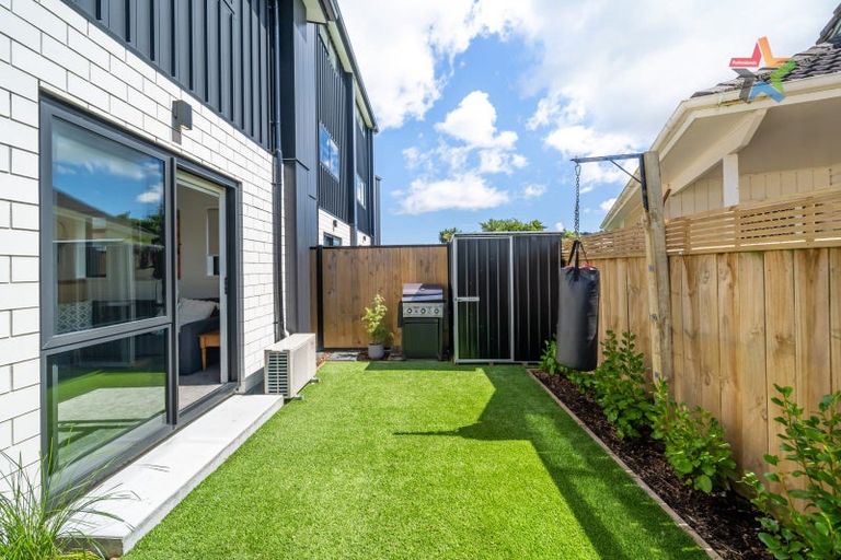 Photo of property in 2/10 Avery Grove, Boulcott, Lower Hutt, 5011