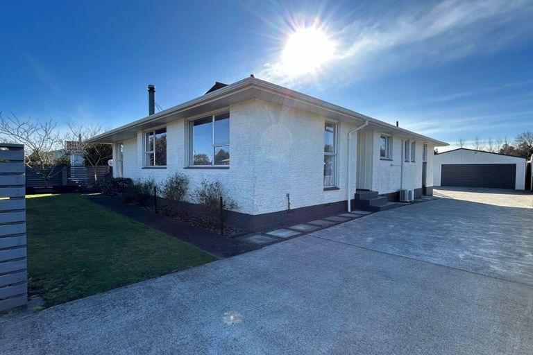 Photo of property in 2 Karaka Street, Inglewood, 4330