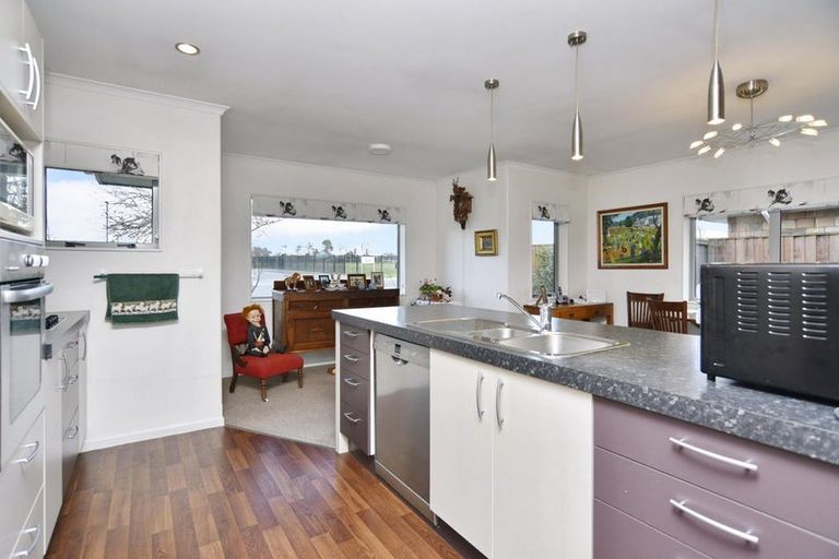 Photo of property in 66 Pentecost Road, Rangiora, 7400