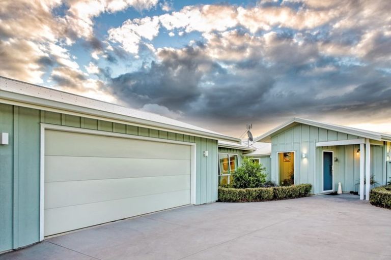 Photo of property in 59 Omega Place, Coastlands, Whakatane, 3120