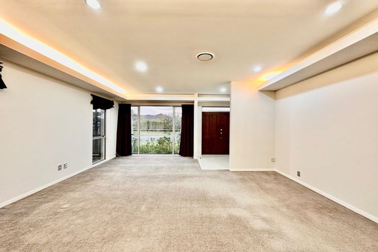 Photo of property in 18 Dromoland Drive, Flat Bush, Auckland, 2019