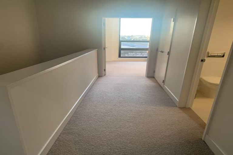 Photo of property in 230 Hobsonville Point Road, Hobsonville, Auckland, 0616