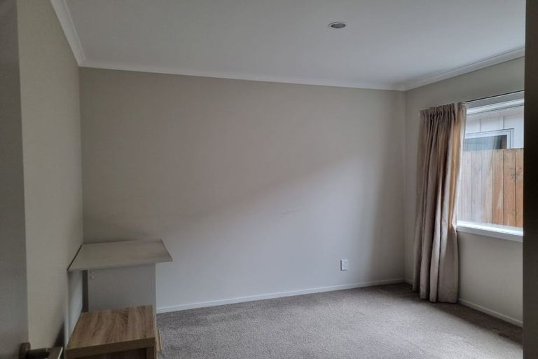 Photo of property in 21 Te Toru Street, Taita, Lower Hutt, 5011