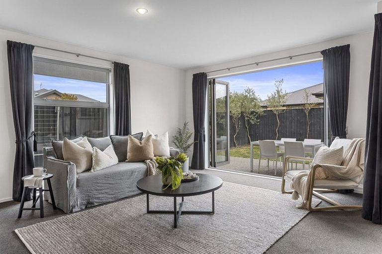 Photo of property in 8/20 Old Red Barn Road, Halswell, Christchurch, 8025